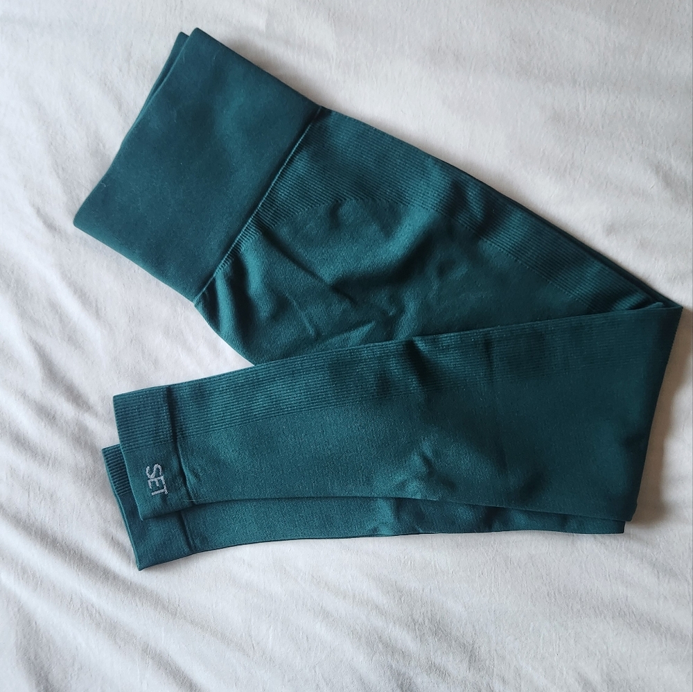 NEW SET Active Leggings